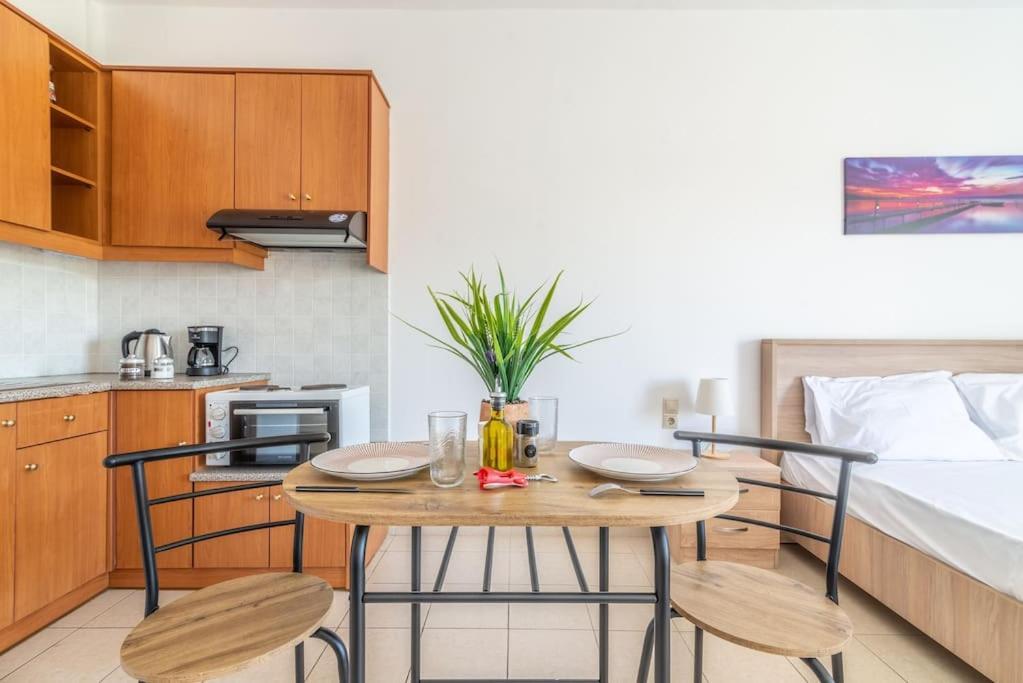 Urban Apt Next University 4 Ираклион Экстерьер фото